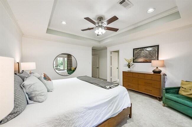 Building Photo - 5006 Shady Nook Ct