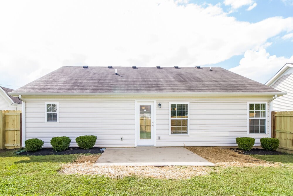 Building Photo - 3014 Deer Trail Dr