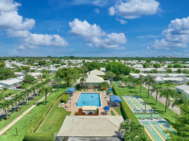 Building Photo - 519 SW 18th St