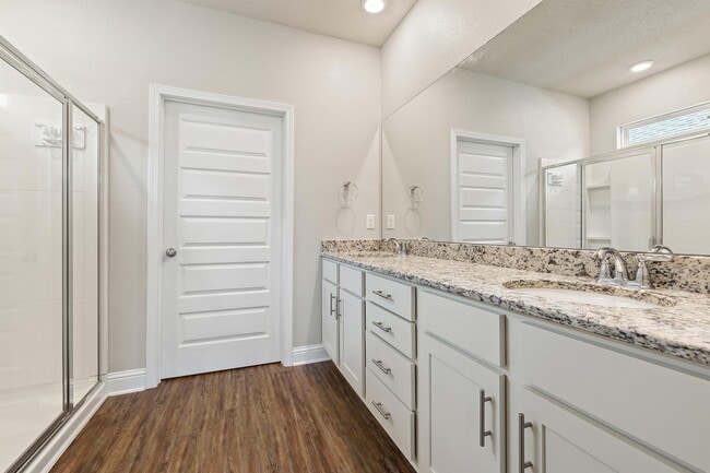 Building Photo - 9376 Swan Point Rd