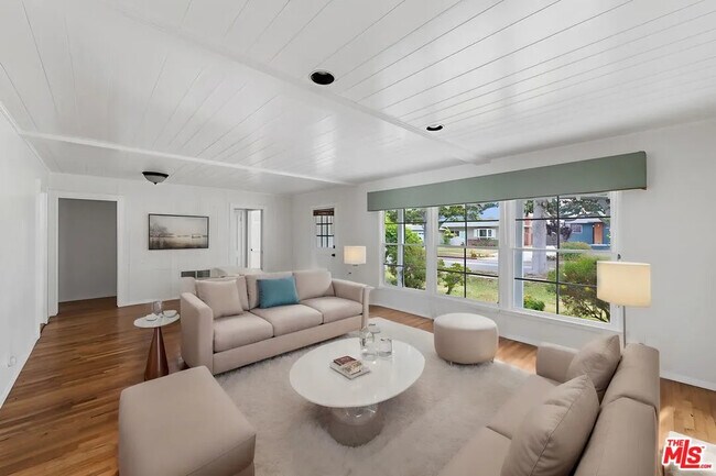 Living Room - 7323 W 90th St
