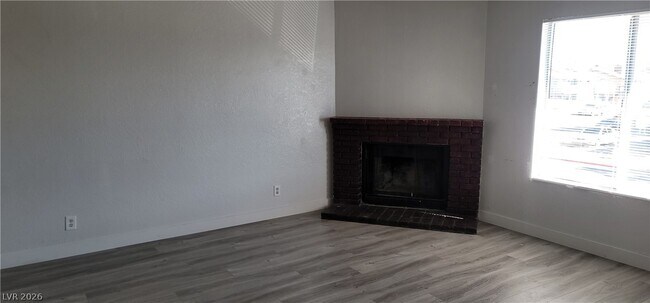 Building Photo - 1912 Lirio Way