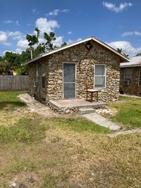 Building Photo - 46 Cypress St