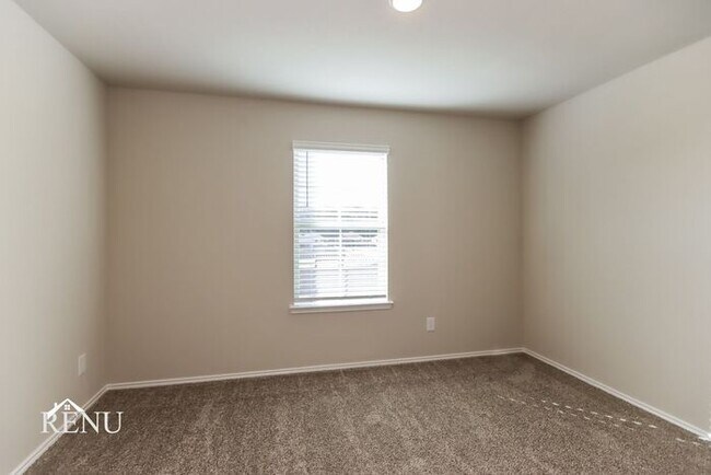 Building Photo - 20759 Central Concave Dr