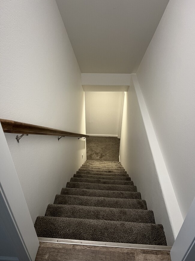 Building Photo - 5866 36th St S