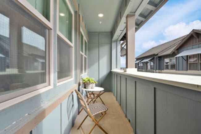 Building Photo - Premier 2/2 Condo in The Cannery