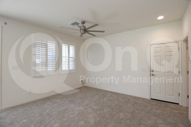 Building Photo - 1647 S 83rd Pl