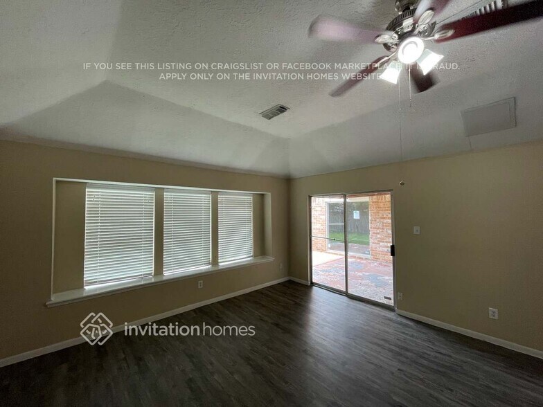Building Photo - 11418 Inwood Dr