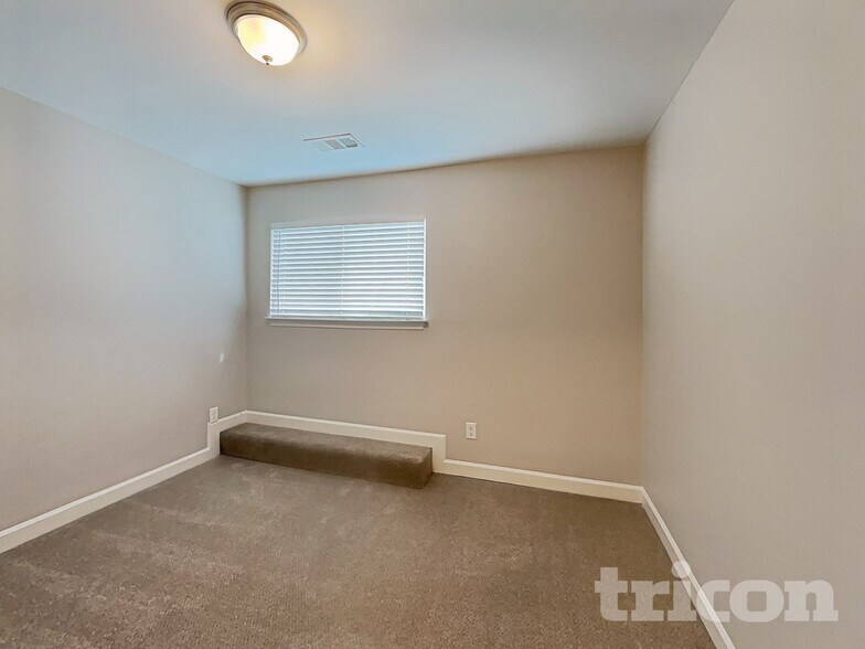 Building Photo - 2169 Cason Ln