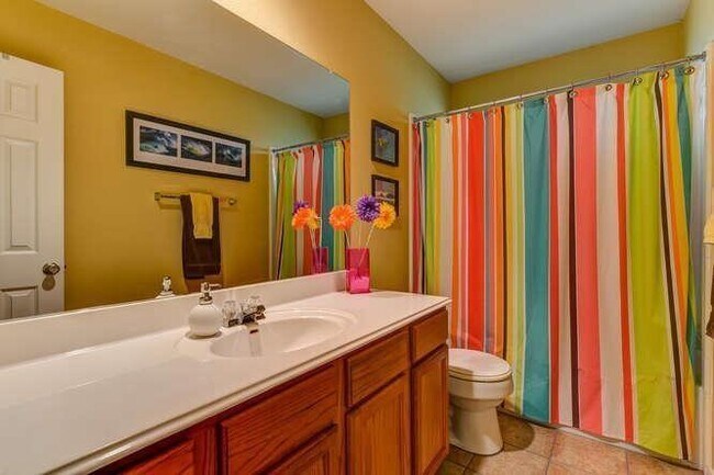 Building Photo - 910 Wild Petunia Way
