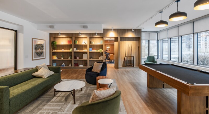 Building Photo - 512 W Kinzie St