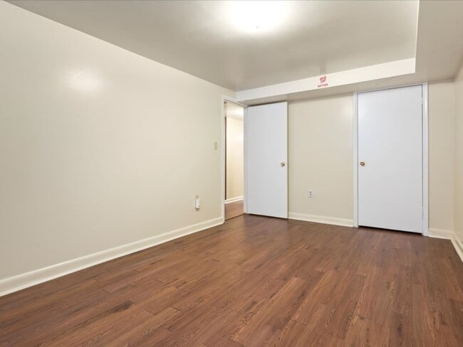 Building Photo - 65 53rd Pl SE