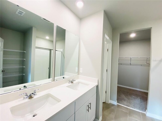 Building Photo - 572 Sun Warbler Wy
