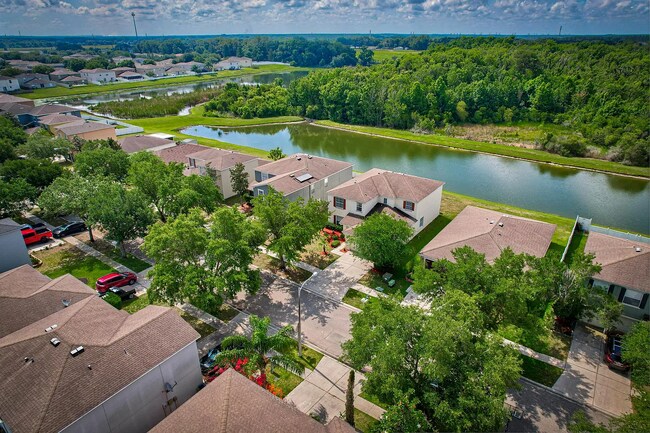 Building Photo - Sonnet Glen