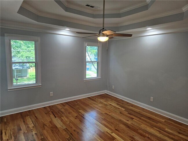 Building Photo - 1175 Garibaldi St SW