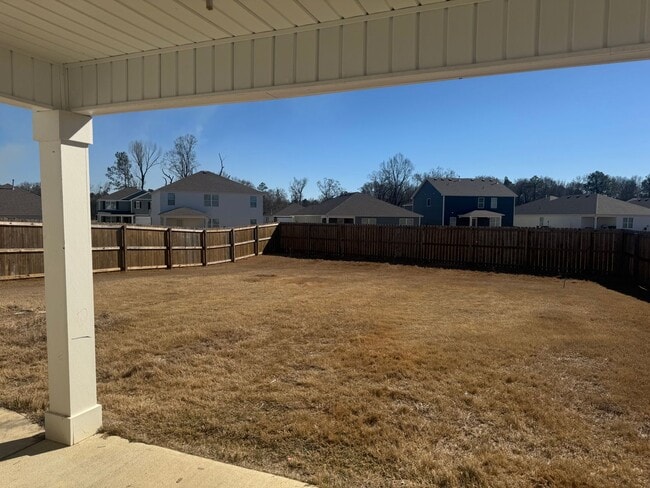 Building Photo - New Construction Community Home with 5 BEDROOMS!