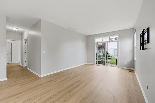 Building Photo - 3133 Falling Waters Ln
