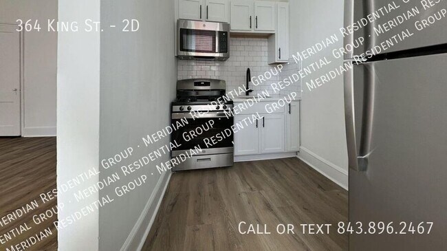 Building Photo - 364 King St