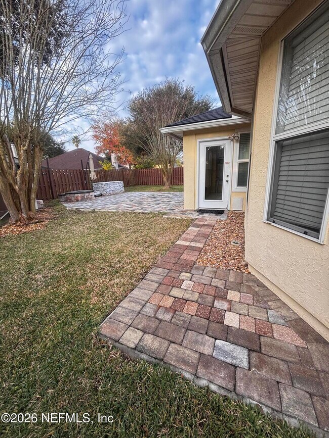 Building Photo - 1113 Andrea Way