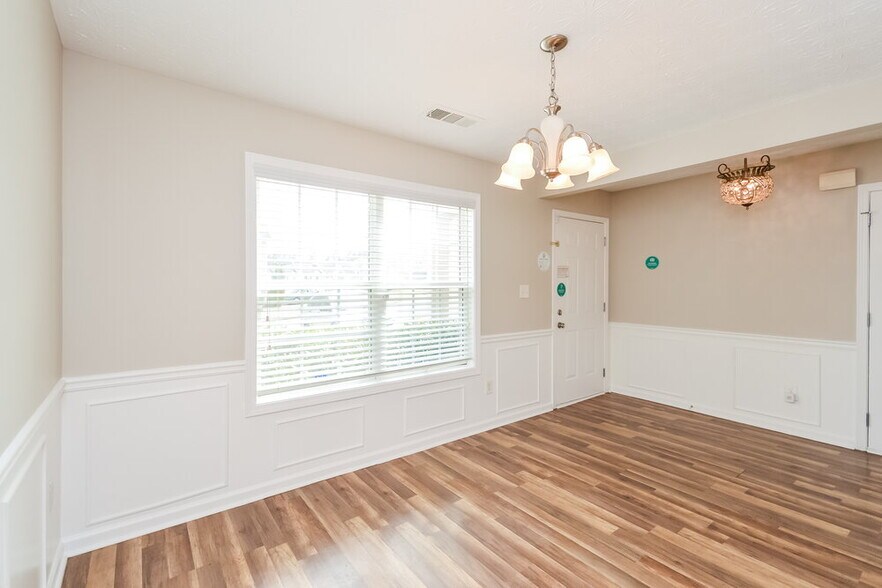 Building Photo - 1472 Alcovy Falls Dr SE