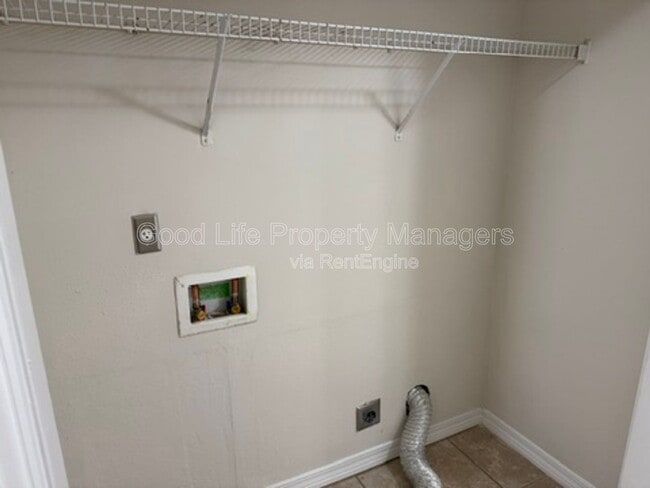 Building Photo - 9980 Bowman Ave