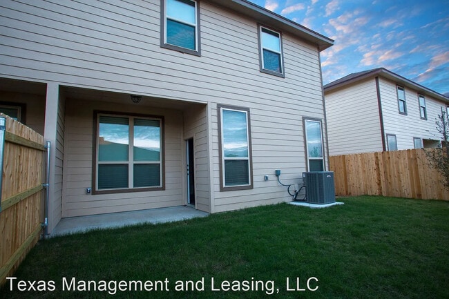 Building Photo - 107 Lakeview Ct