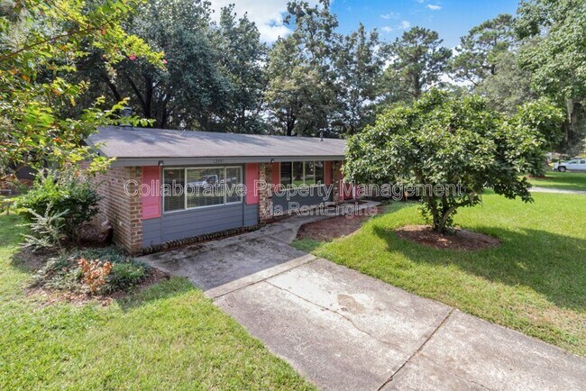Building Photo - 12444 Largo Dr