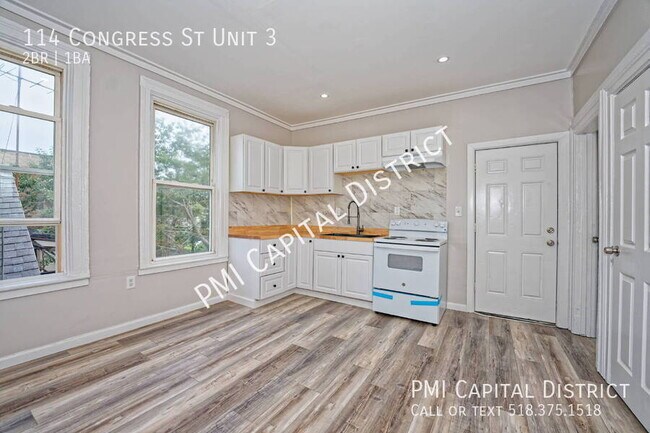 Primary Photo - 114 Congress St