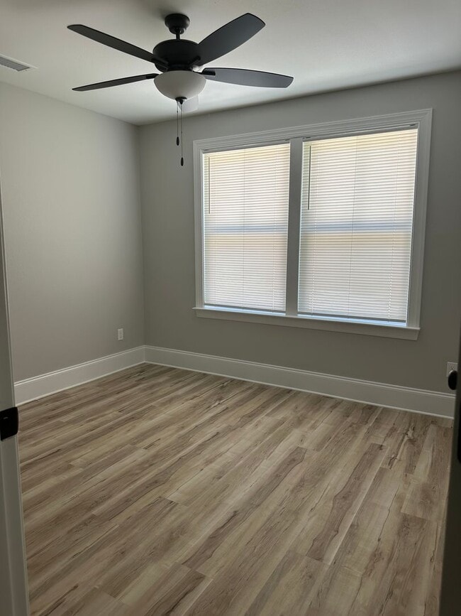 Building Photo - Newly Built 4 Bedroom Home Available!