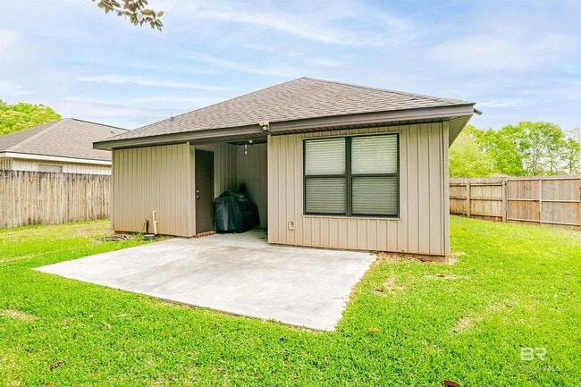 Building Photo - 10 Breydon Ct