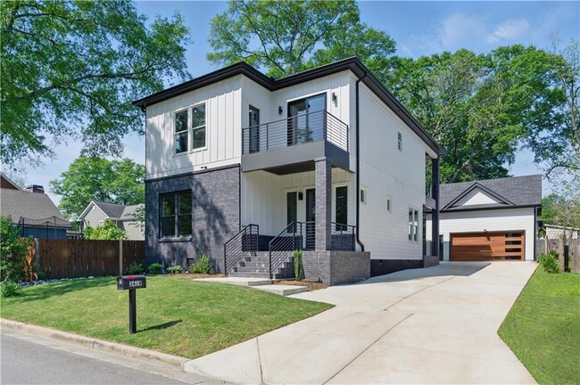 Primary Photo - 3419 Hamilton Ave