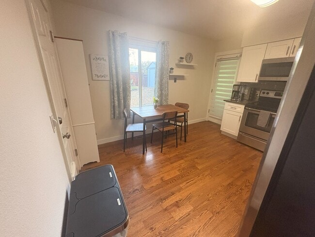 Building Photo - 2BD, 1BA Apartment for Lease in Lafayette