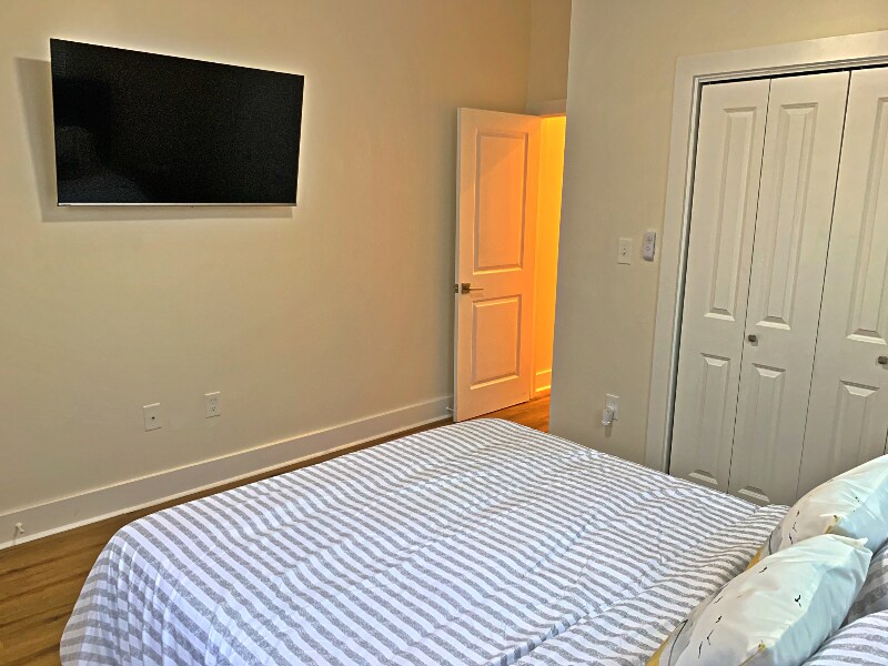 Building Photo - 1004 Verret St