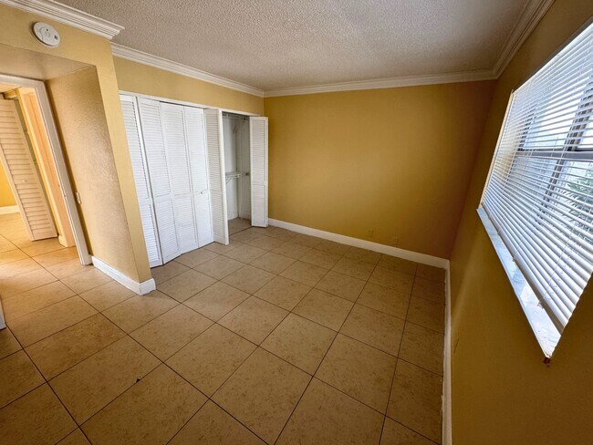 Building Photo - 4415 Treehouse Ln