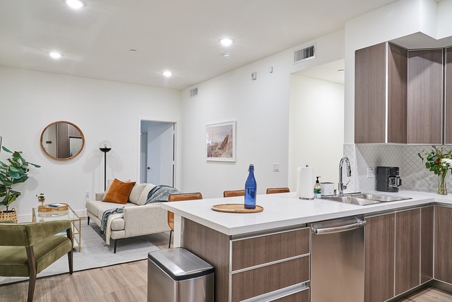 Building Photo - Ecco Norton– Coliving + Traditional Units