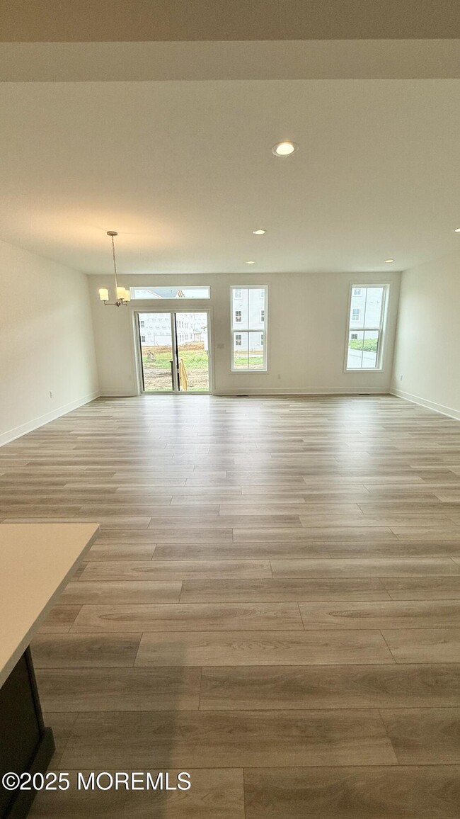 Building Photo - 97 Mustang Dr