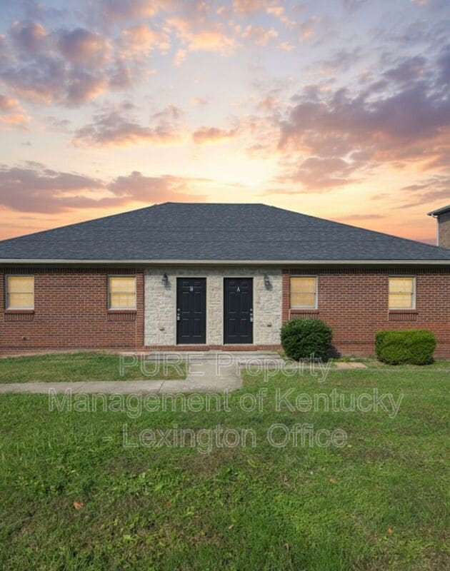 Building Photo - 1322 Lancaster Rd