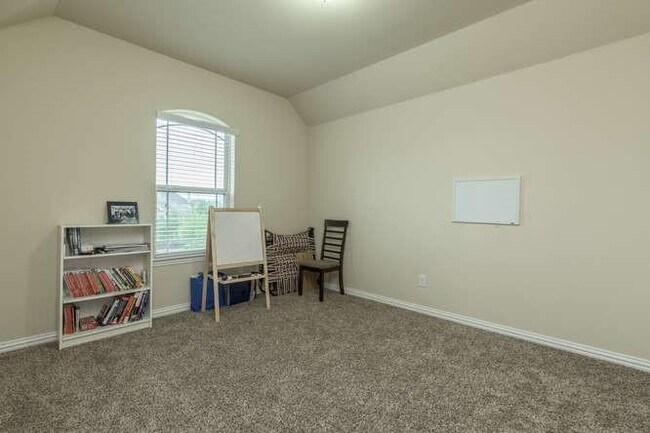 Building Photo - 2469 Millbrook Loop