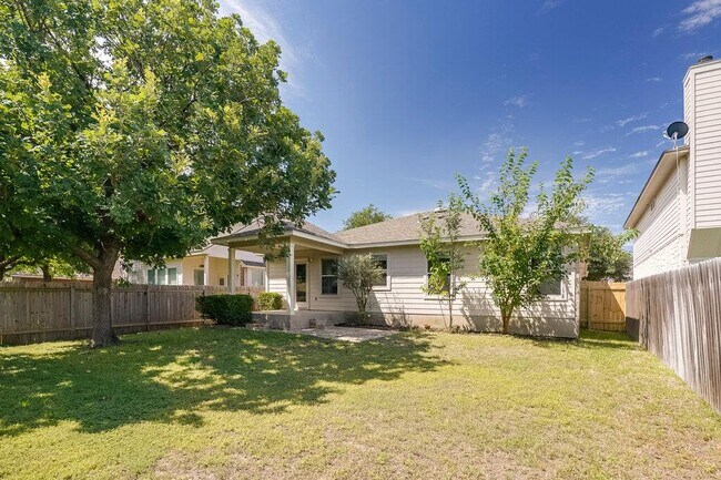 Building Photo - 2724 Kickapoo Cavern Dr