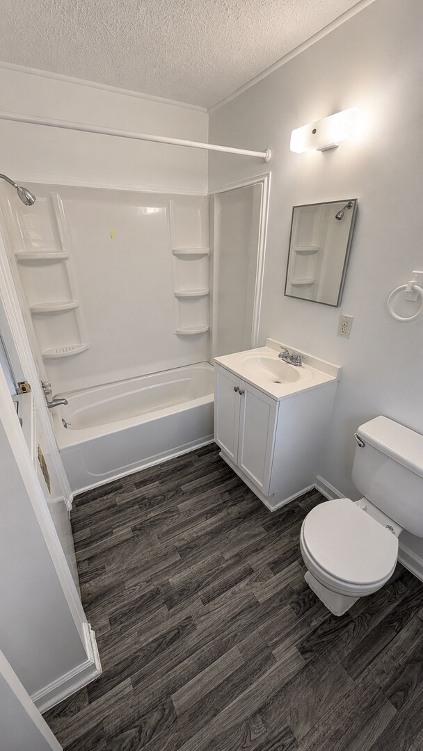 Building Photo - Cedar Hill Cir - Duplex