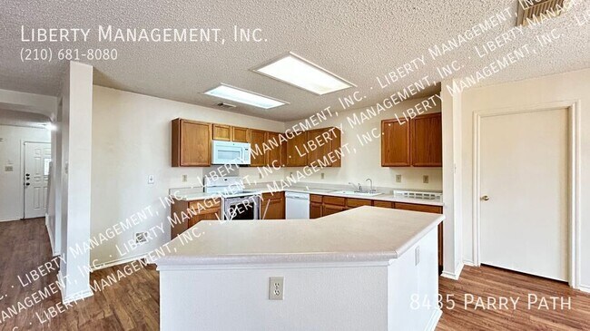 Building Photo - 8435 Parry Path