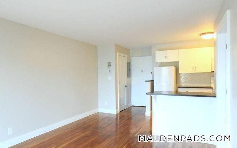 Building Photo - 134 Summer St