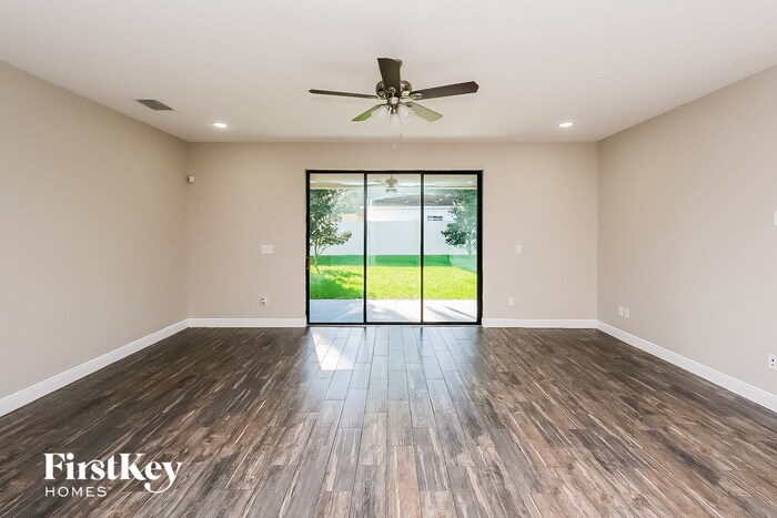 Building Photo - 153 Elina Sky Dr