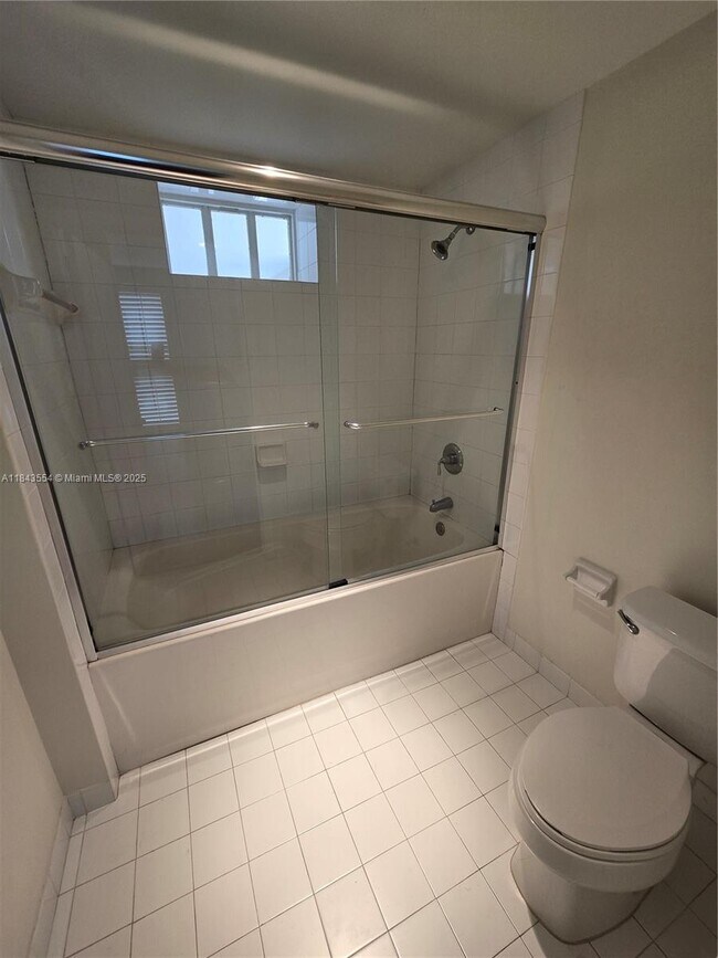 Building Photo - 7275 SW 89th St