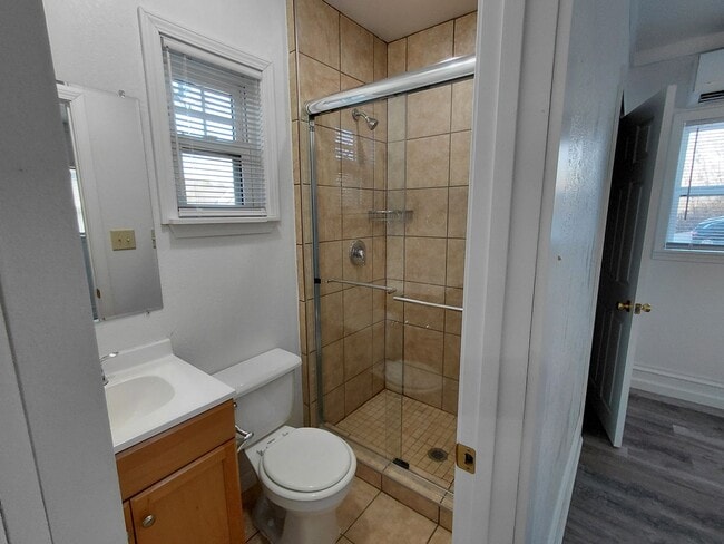 Building Photo - Close to S&T University