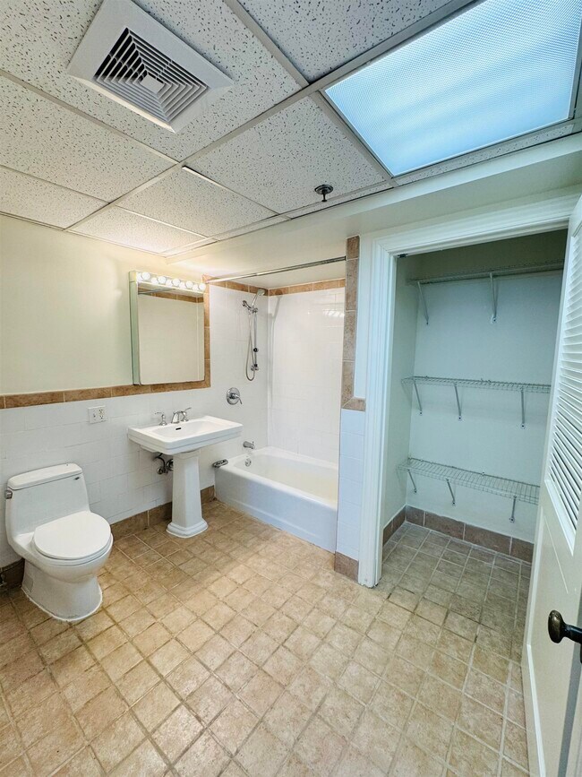 Building Photo - 300 Communipaw Ave