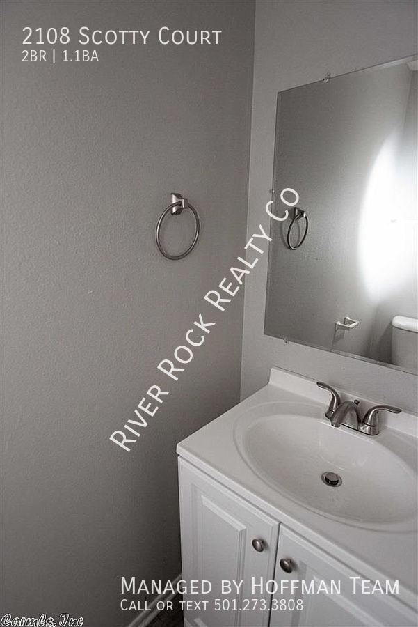 Building Photo - 2108 Scotty Ct