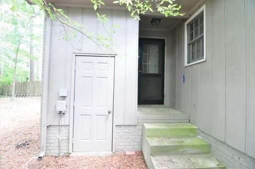 Building Photo - 2516 Foxwood Dr
