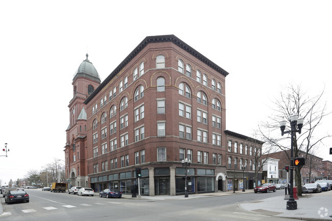 Building Photo - Atkinson Apartments