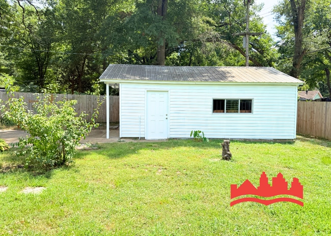 Building Photo - 1545 Duke Rd